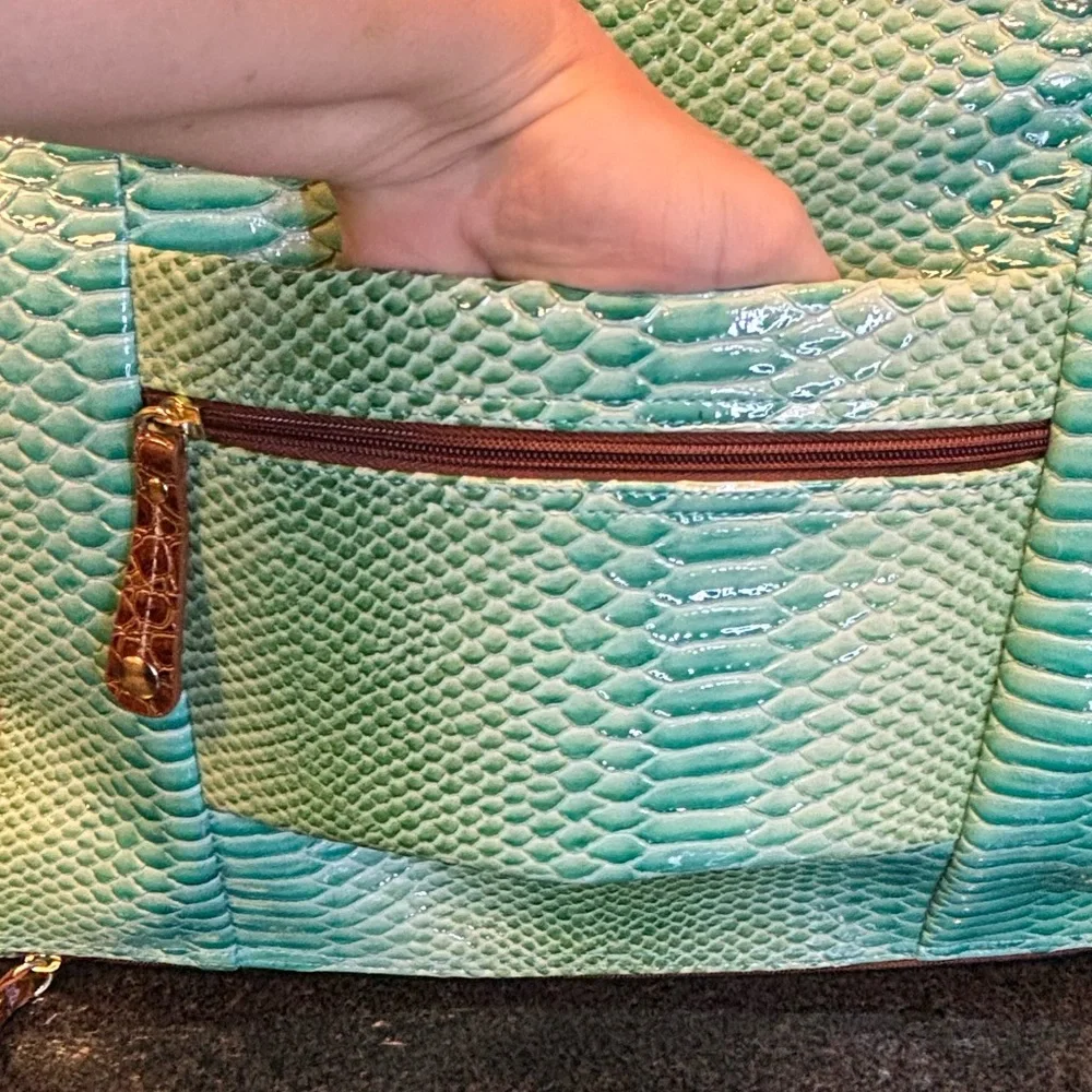 BeAuTiFuL Samantha Brown Large Travel Handbag! ❤️ - Picture 11 of 12